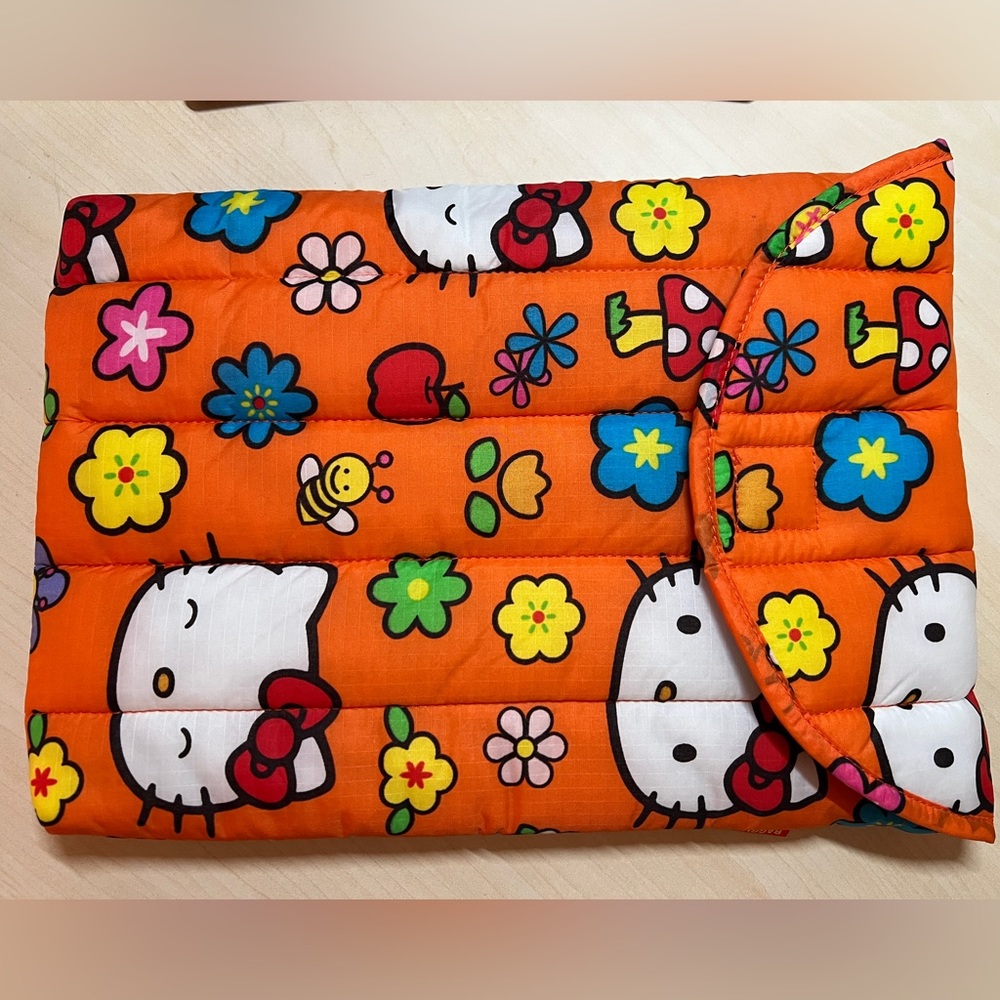 BAGGU Puffy Laptop Sleeve, Hello Kitty, 13”/14”